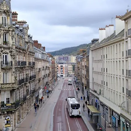 Hyper Centre - Magnifique